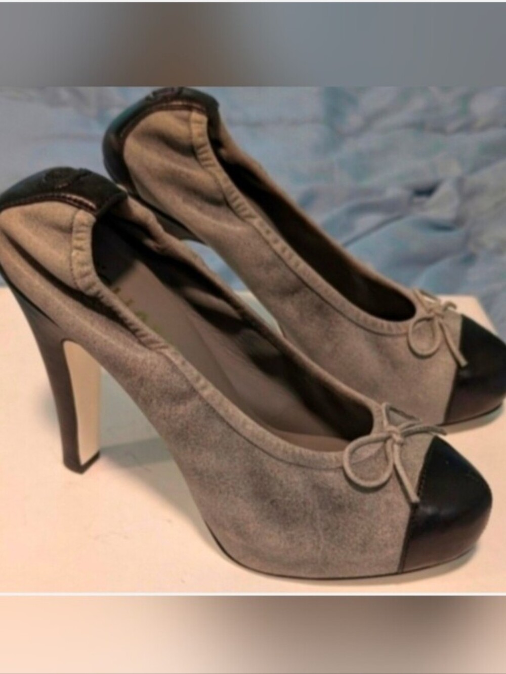 CHANEL Rue Cambon Platform Pumps W/ CC Logo Cap Toe Black/Gray Leather